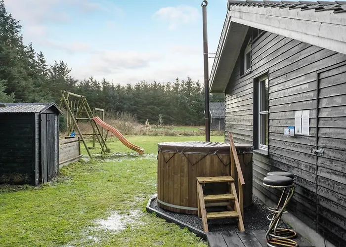 Alexandravej Xii Дом отдыха Лёккен